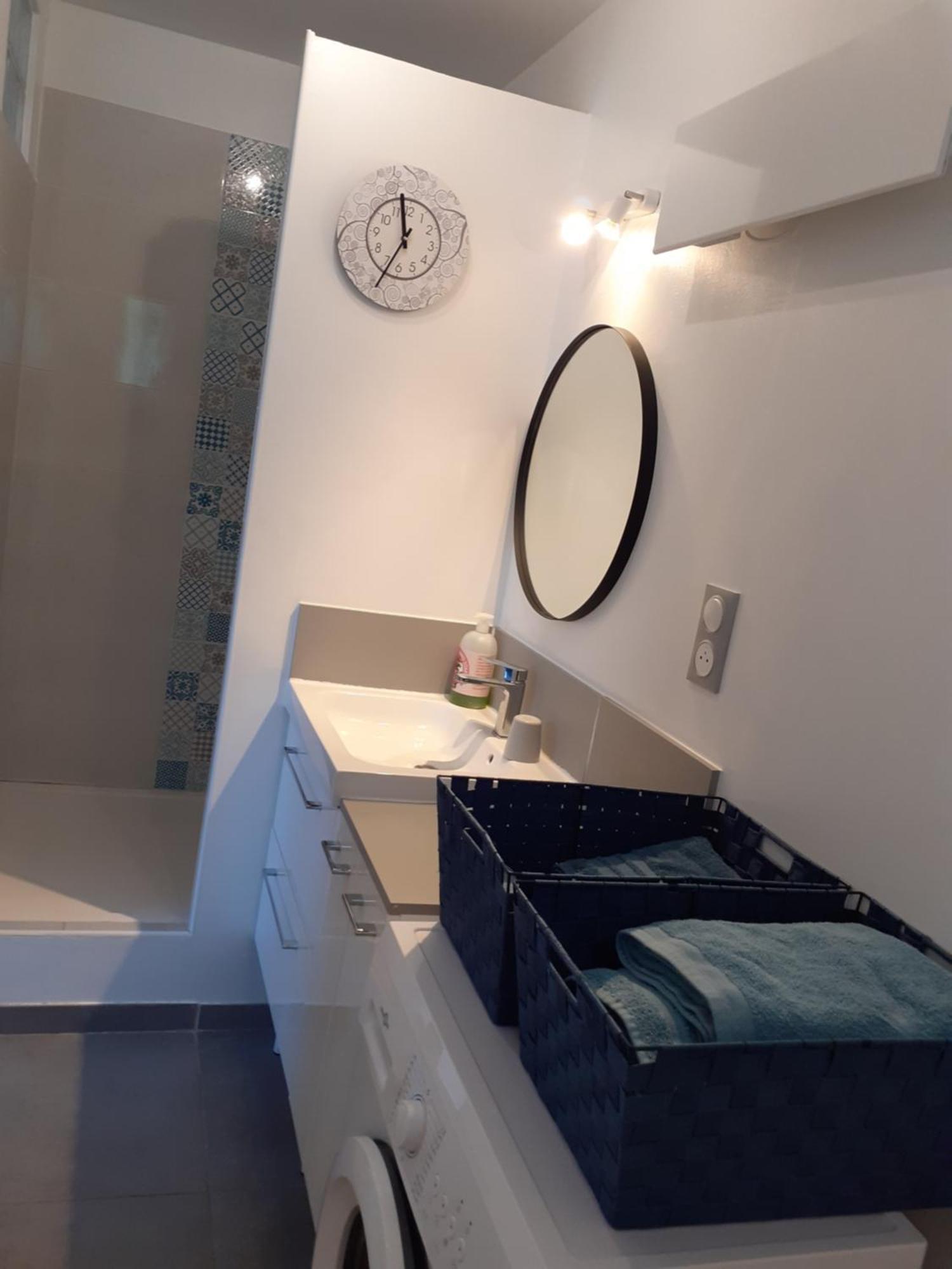 Maison Mitoyenne Avec Piscine Un Moment Chez Diane グラース エクステリア 写真